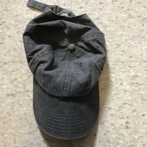 Brandy Melville grey hat